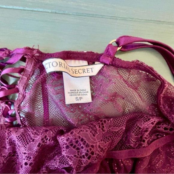 Victoria Secret Lingerie Size S Chemise Burgundy Lace Floral Tie Back - Picture 3 of 5